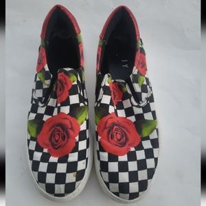 DKNY women's fashion sneakers multicolor Roses and Checkered size 8